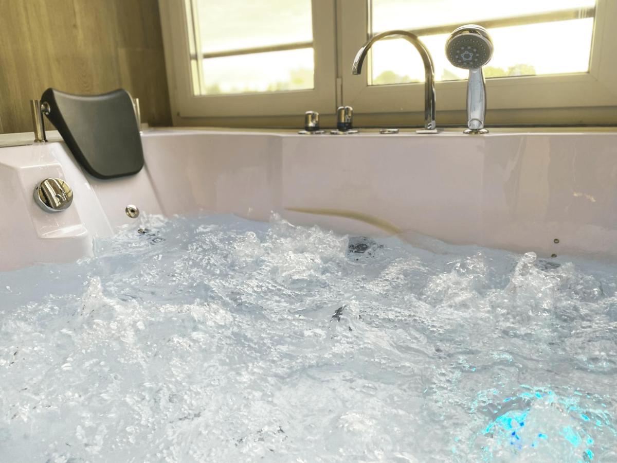 Capsule Wellness - Sauna - Balneo - Machine De Sport Privatif - Ps5 - 2 Chambres วาลองเซียนส์ ภายนอก รูปภาพ